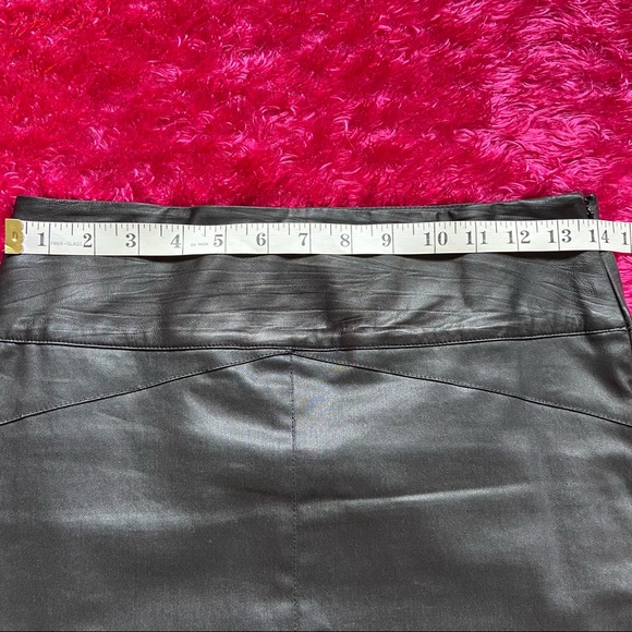 Robert Rodriguez Black Slim Skirt with Real Leather Waist Trim Size 4 - Picture 12 of 16